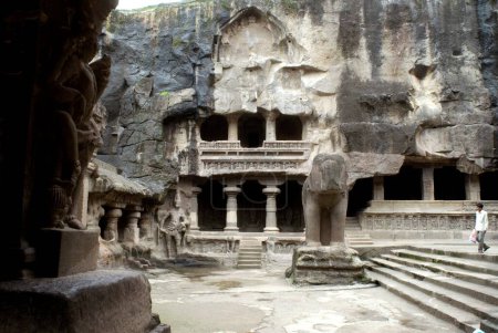 Foto de Templo de Kailash; Cuevas de Ellora; Aurangabad; Maharashtra; India - Imagen libre de derechos