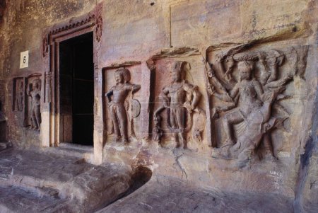 Udayagiri-Höhle Nr. 6 Eingang in der Nähe von Sanchi stupa, Madhya Pradesh, Indien