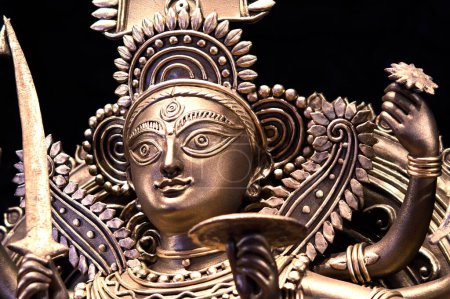 Göttin Durga als Kriegerparvati auf durga puja, Kalkutta Kolkata, Westbengalen, Indien