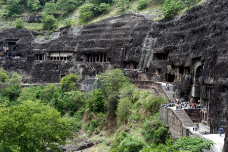 Téléchargez les photos : Le site du patrimoine mondial de l'UNESCO Ajanta Grottes dans le Maharashtra ; Inde - en image libre de droit