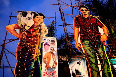 Foto de Huge Cinema posters at Bangalore India - Imagen libre de derechos