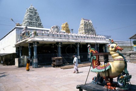 Téléchargez les photos : Temple Kamakshi Amman, Kanchipuram, Tamil Nadu, Inde - en image libre de droit