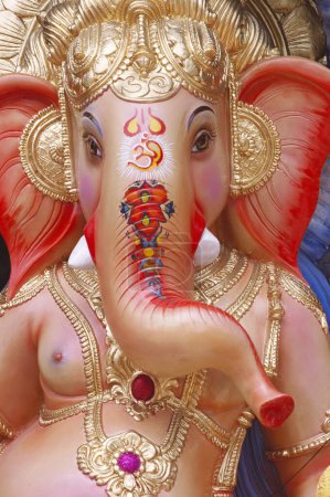 Foto de Primer plano del ídolo Ganesh ganpati Festival Cabeza de elefante Procesión del Señor, Bombay mumbai, maharashtra, India - Imagen libre de derechos