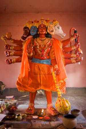 Foto de Pancha mukhi Hanuman estatua en el templo de Bhadakali; Itakhori; Jharkhand; India - Imagen libre de derechos