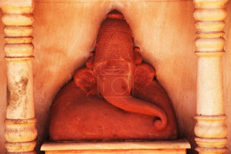 réplica de ballaleshwar pali ganesh estatua Hedvi Ratnagiri Maharashtra India Asia