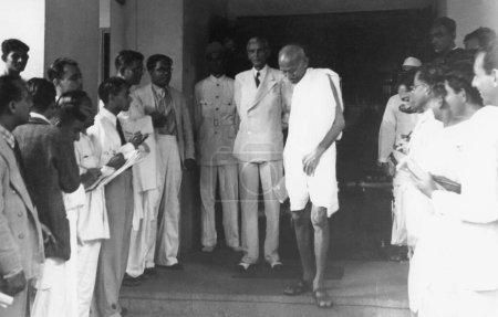 Foto de Mahatma Gandhi y el líder musulmán Muhammed Ali Jinnah en Mumbai, septiembre 1944 - Imagen libre de derechos
