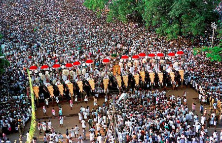 Téléchargez les photos : Thrissur pooram festival, Thrissur, Kerala, Inde - en image libre de droit