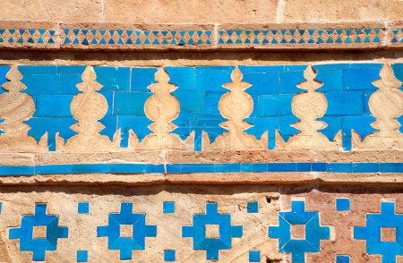 Téléchargez les photos : Murales sur le mur de l'homme mandir palace, Gwalior, Madhya Pradesh, Inde - en image libre de droit