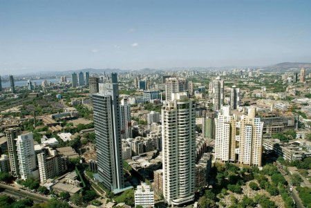 Téléchargez les photos : Vue aérienne de worli hôtel quatre saisons à Mumbai maharashtra Inde - en image libre de droit