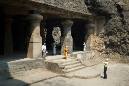 Téléchargez les photos : Grottes d'Elephanta ; Bombay Mumbai ; Maharashtra ; Inde ; Asie - en image libre de droit