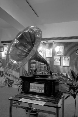 Foto de Gramófono en Prince Wales Museum Mumbai Maharashtra India Asia - Imagen libre de derechos