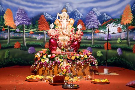 Photo for Lord Ganesha idol, Dadar, Mumbai, Maharashtra, India, Asia - Royalty Free Image