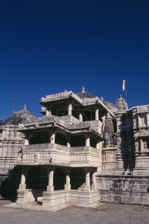 Téléchargez les photos : Temple Parshavanath Chaumukha, Ranakpur, Rajasthan, Inde, Asie - en image libre de droit