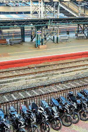 Foto de Estación de tren de Goregaon, Mumbai, Maharashtra, India, Asia - Imagen libre de derechos