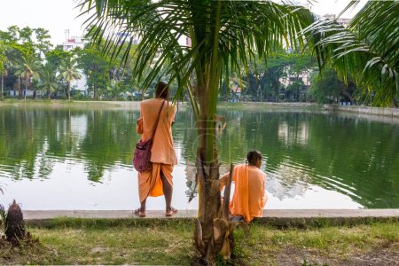 Téléchargez les photos : Sadhu au lac Rabindra Sarobar, Kolkata, Bengale occidental, Inde, Asie - en image libre de droit