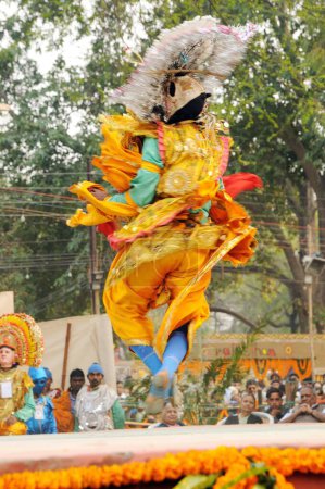 Téléchargez les photos : Danseuse folklorique à Orissa, Inde - en image libre de droit