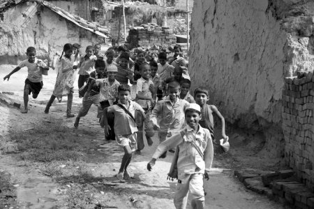 Foto de Niños corriendo uttar pradesh India Asia - Imagen libre de derechos