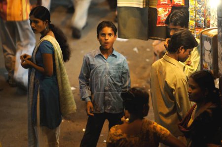 Foto de Niño en kamathipura, Bombay Mumbai, Maharashtra, India - Imagen libre de derechos