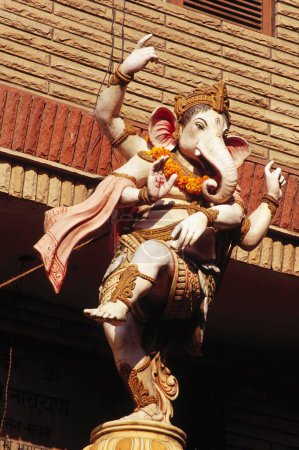 ídolo de lord ganesh (dios cabeza de elefante); Ganesh ganpati Festival; haridwar; uttar pradesh; india