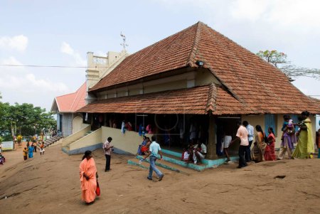 Téléchargez les photos : Église Malayattur Kurussumudi dédiée à saint Thomas apôtre de Jésus-Christ, Kerala, Inde - en image libre de droit