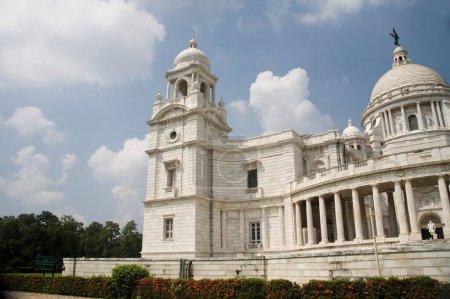 Foto de Victoria memorial Impresionante recordatorio de Raj casa museo de mármol blanco; Calcuta ahora Calcuta; Bengala Occidental; India - Imagen libre de derechos
