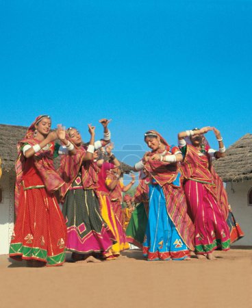 Téléchargez les photos : Danse folklorique, rajasthan, Inde, asie - en image libre de droit