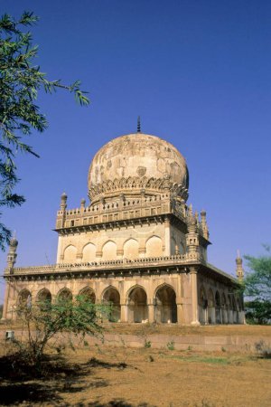 Tombeau de Qutab Shahi près du fort Golconda ; Hyderabad ; Andhra Pradesh ; Inde
