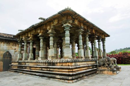 Parsvanatha-Tempel in Jain Bastis; Halebid Halebidu; Hassan; Karnataka; Indien