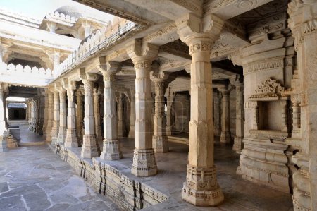Halle der Säulen adinatha jain Tempel ranakpur rajasthan Indien Asien