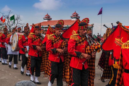 Foto de Banda musical tocando en cresta, shimla, himachal pradesh, india, asia - Imagen libre de derechos