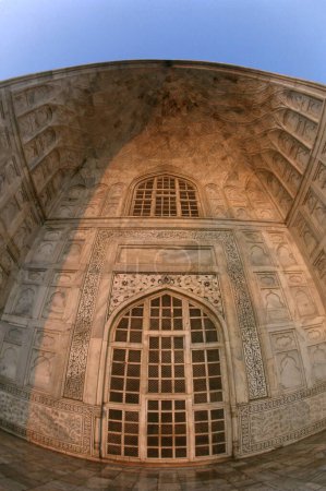 Taj Mahal ;  Agra ; Uttar Pradesh ; India