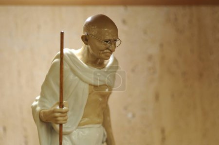 Téléchargez les photos : Mahatma Gandhi Statue en marbre Inde - en image libre de droit