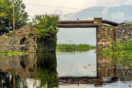 Téléchargez les photos : Pont sur le lac Dal, Srinagar, Cachemire, Inde, Asie - en image libre de droit