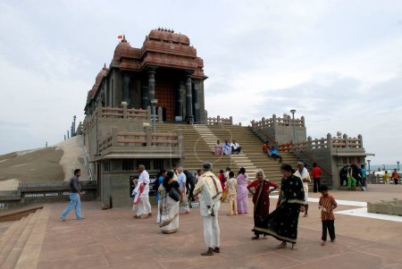 Monumento al stand rocoso dedicado a Swami Vivekananda meditado en 1892; Kanyakumari; Tamil Nadu; India