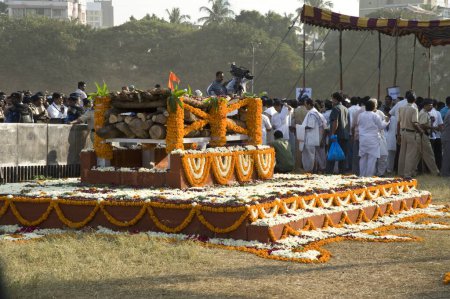 Photo for Funeral of Shivsena Chief Balasaheb Thackeray at shivaji park dadar mumbai maharashtra India - Royalty Free Image