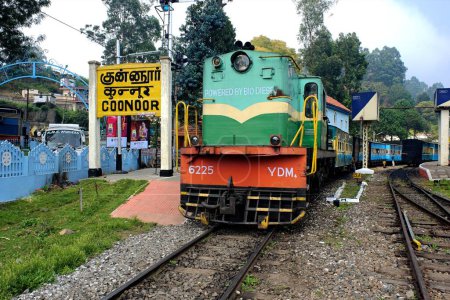 Téléchargez les photos : Steam locomotive at Coonoor station , Tamil Nadu , India - en image libre de droit