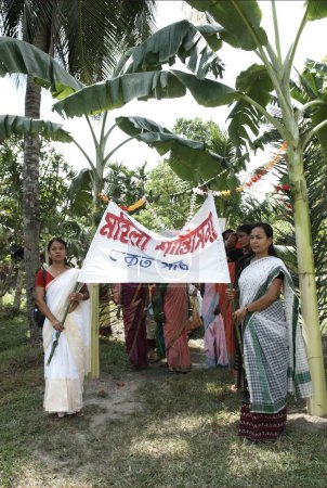 Foto de Movimiento de mujeres, ONG Action North-east Trust (ANT), Bongaigaon, Assam, India - Imagen libre de derechos