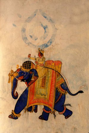 Téléchargez les photos : Peinture murale représentant King assis sur un éléphant et appelant quelqu'un ; Nathdwara ; Rajasthan ; Inde - en image libre de droit