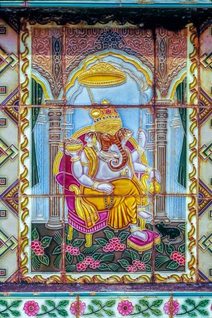 Ganesha-Gemälde auf tulsi vrindavan, Mangeshi-Tempel, Goa, Indien, Asien