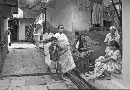 Foto de Habitantes en Bhatwadi and Devnar slum, Bombay Mumbai, Maharashtra, India - Imagen libre de derechos