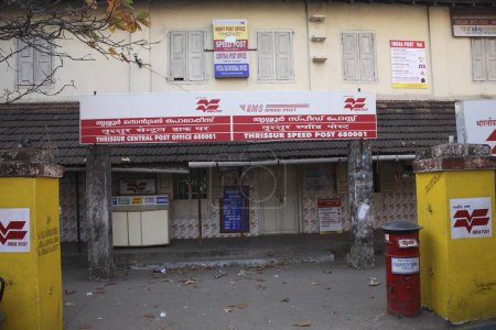Foto de Comunicación; Oficina Central de Correos; Oficina Central de Correos; Thrissur; Kerala; India - Imagen libre de derechos