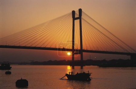 Téléchargez les photos : Vidyasagar Setu nouveau pont Howrah au-dessus de la rivière Hooween, Calcutta, Bengale occidental, Inde - en image libre de droit
