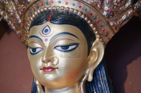 Téléchargez les photos : Statue de la déesse durga à Calcutta, Inde - en image libre de droit