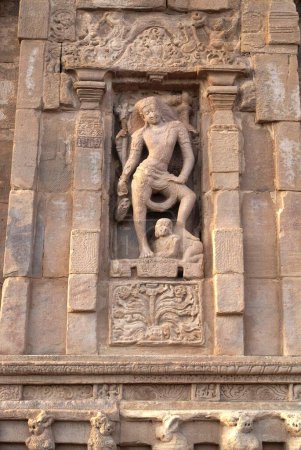 UNESCO Patrimonio de la Humanidad; Señor Shiva escultura en Virupaksha templo es la arquitectura de Dravidian construido por la reina Lokamahadevi ocho siglo en Pattadakal; Karnataka; India