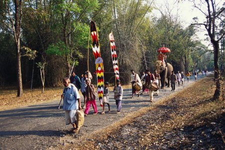 Téléchargez les photos : Tribal Festival à Wayanad, Kerala, Inde - en image libre de droit