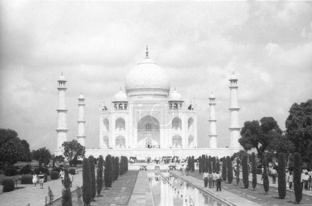 Téléchargez les photos : Taj mahal, agra, uttar pradesh, Inde, asie - en image libre de droit