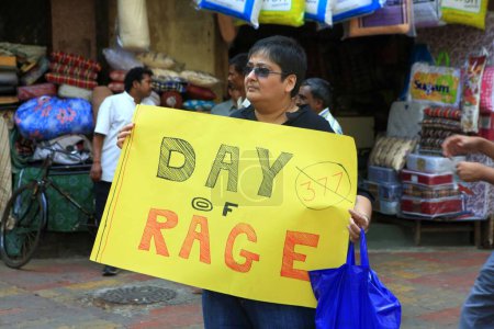 Téléchargez les photos : Manifestation gay lesbienne contre la Cour suprême Maheshwari Udyan Matunga Mumbai Maharashtra Inde 15 décembre 2013 - en image libre de droit