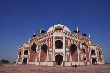 Photo for Humayun's tomb built in 1570 made from red sandstone and white marble first garden-tomb on the Indian subcontinent persian influence in mughal architecture , Delhi , India UNESCO World Heritage Site - Royalty Free Image