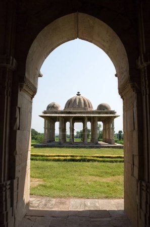 UNESCO Patrimonio de la Humanidad Champaner Pavagadh; Kevada Masjid construido por Mahmud Begdas Umrao; Champaner; Distrito de Panchmahals; Gujarat; India; Asia 