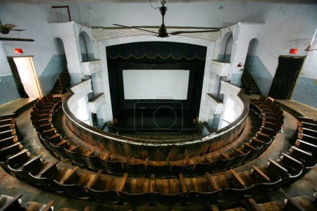 Téléchargez les photos : Edward cinema hall Mumbai Maharashtra India Asia - en image libre de droit